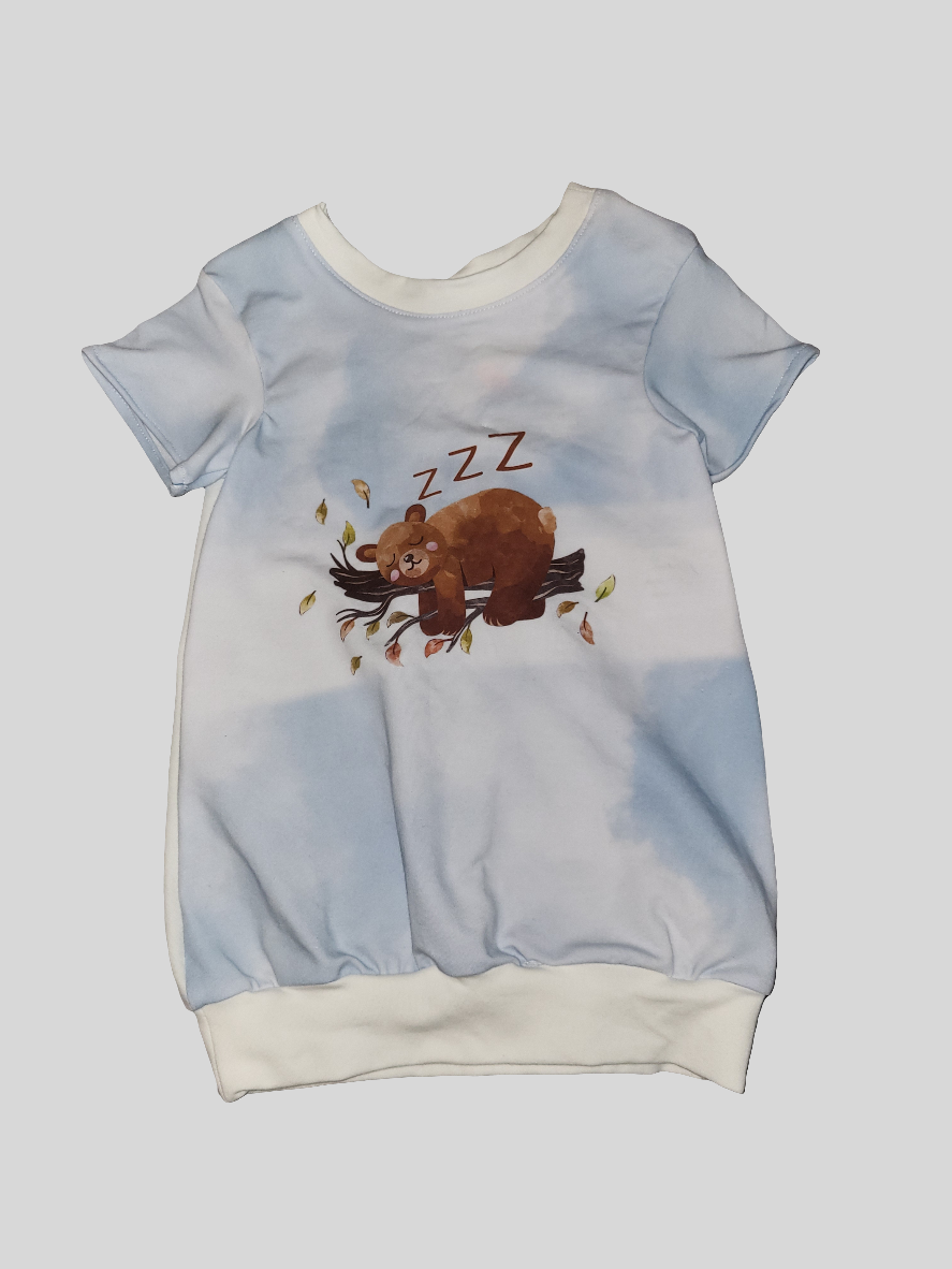 Longshirt "schlafender Bär" Größe 104-110