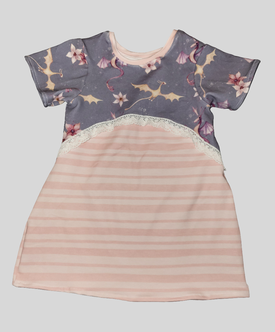 Kleid "Drachen grau" Größe 104-110